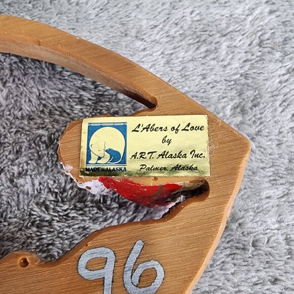 Vintage Handcrafted Alaska Heart Ornament Inuit Figure & Wolf A.R.T. Alaska Inc. - Picture 5 of 7